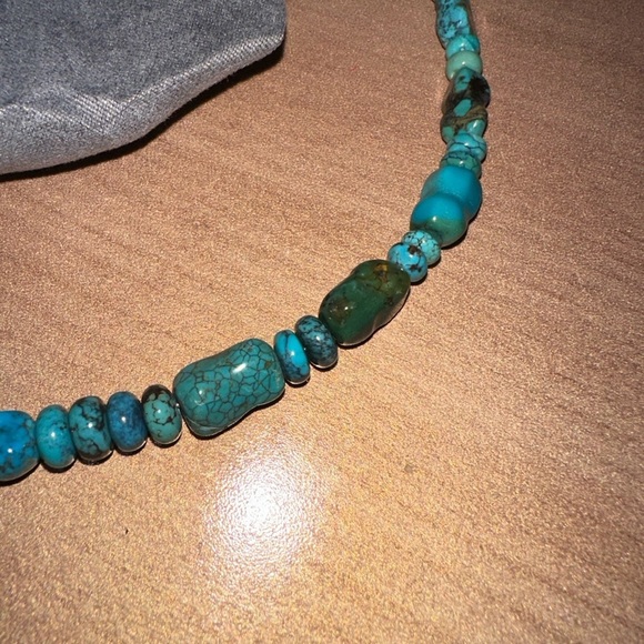 Turquoise small nugget bead necklace by Jay King - Picture 7 of 12